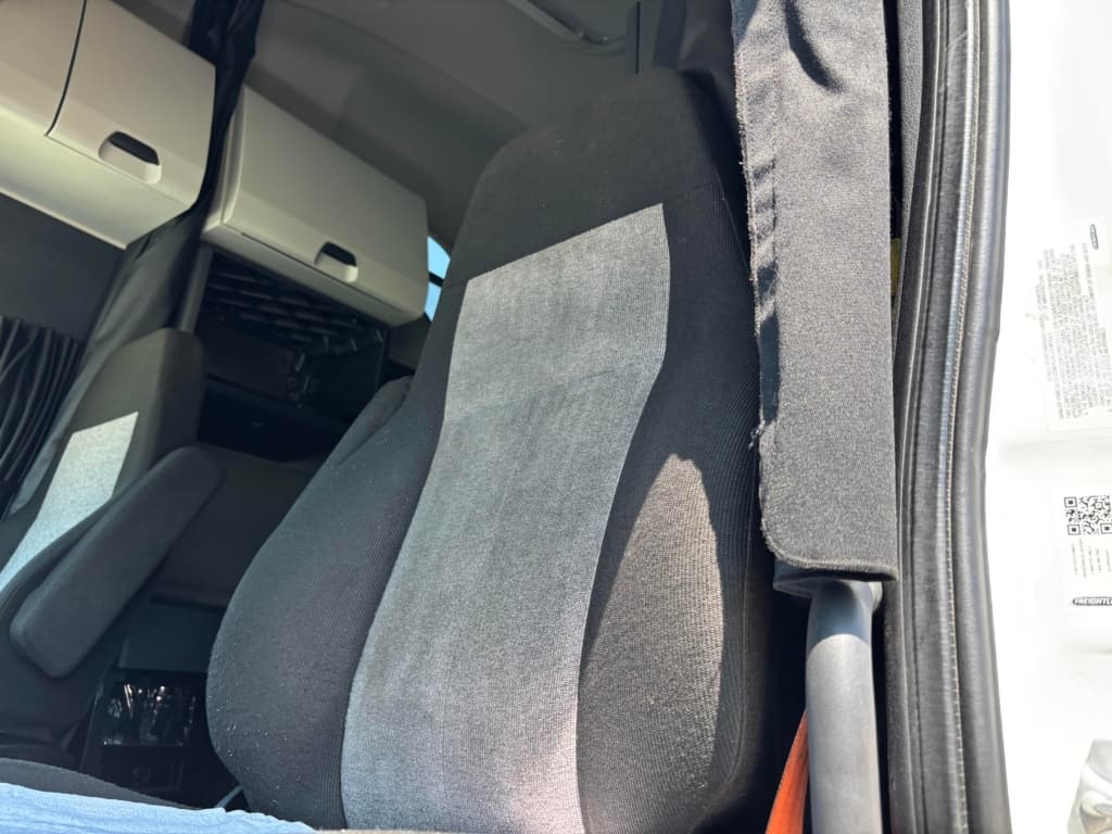 2021 Freightliner