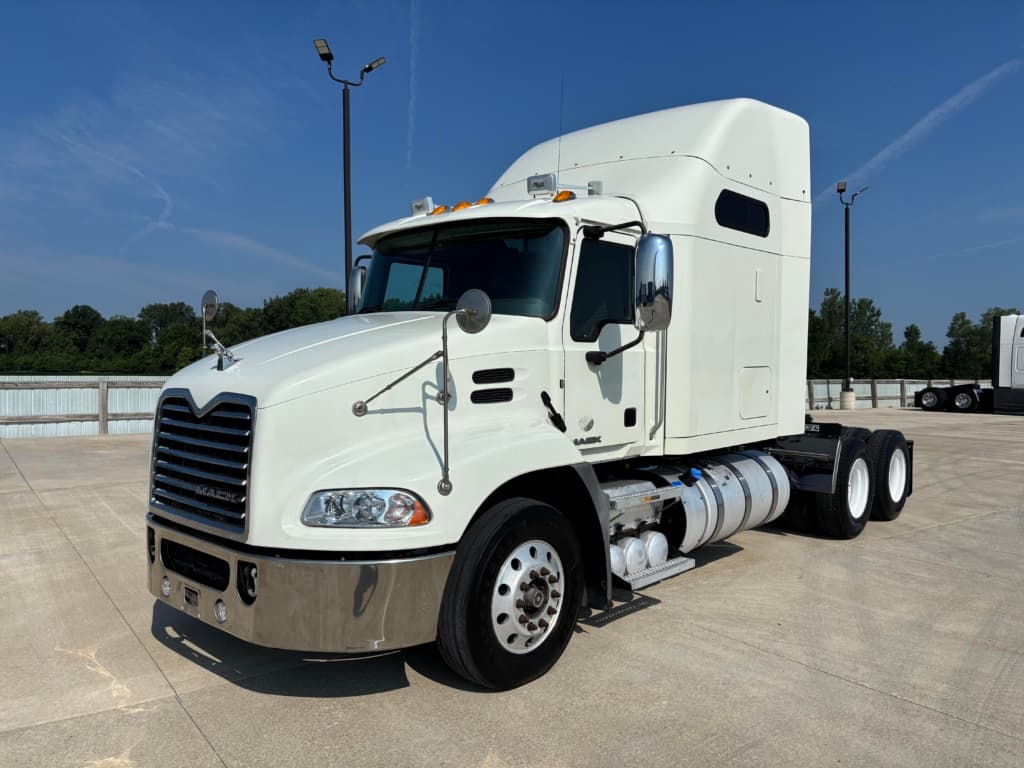 2016 Mack