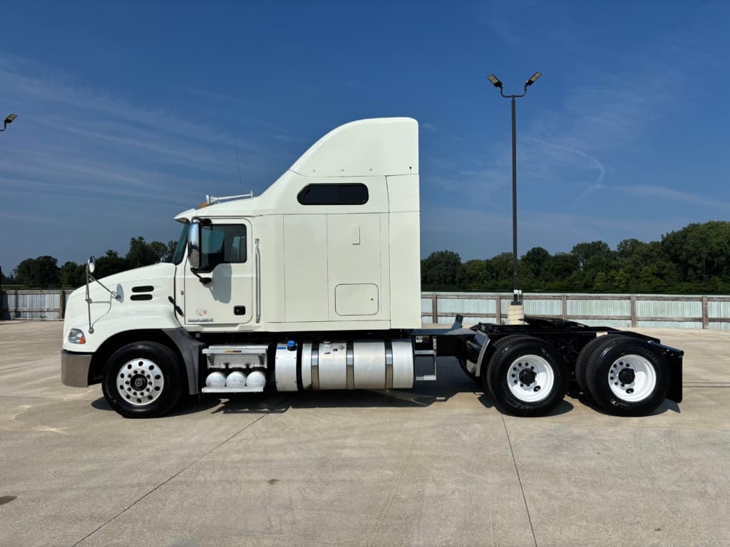 2016 Mack