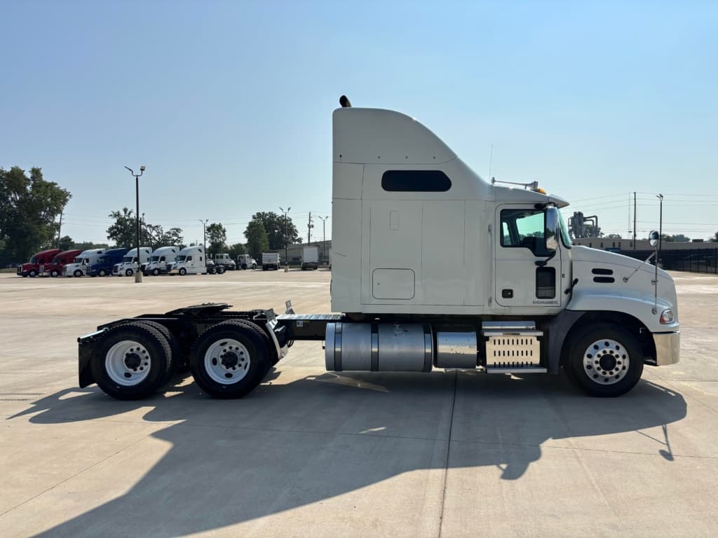2016 Mack